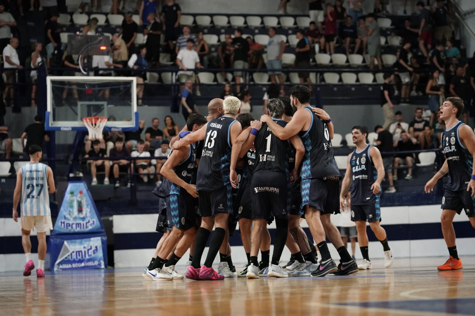 El Lobo trabaj&oacute; hasta el final y derrot&oacute; a Racing
