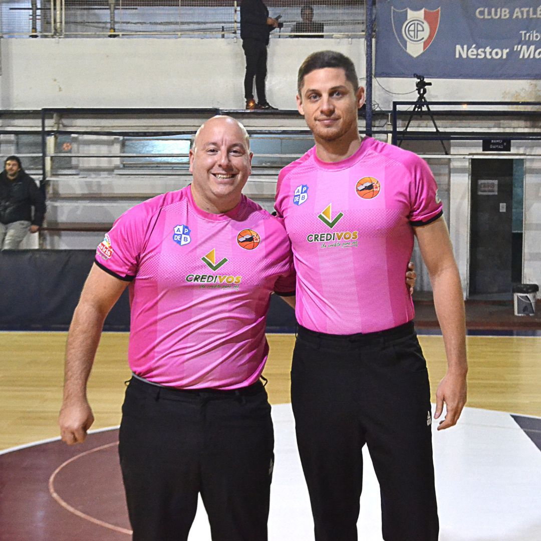 El amo juega al esclavo 