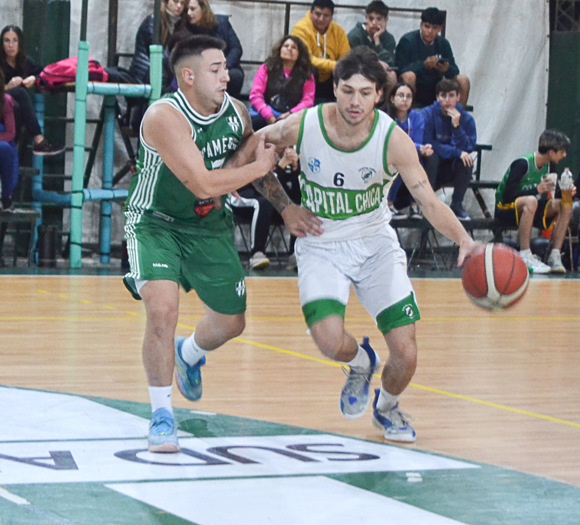 Capital único líder, Los Hornos y el Suda están al asecho