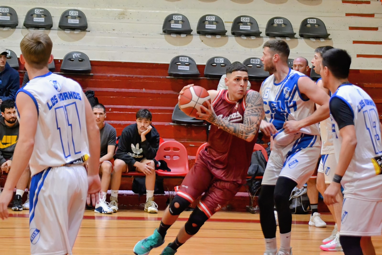 El Beta de Atenas derrotó a Los Hornos y clasifico primero en su zona