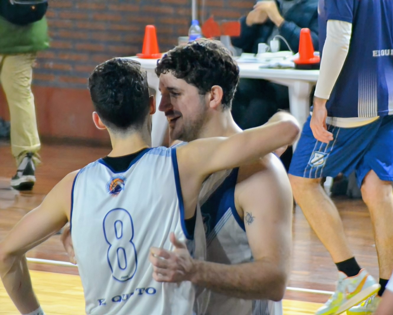 Meridiano V le arrebató el jugo a Gonnet y habrá tercer juego