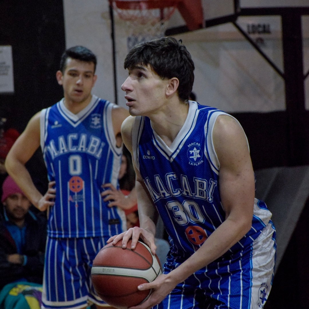 Macabi sacó chapa en semifinales  y derrotó a la UNLP