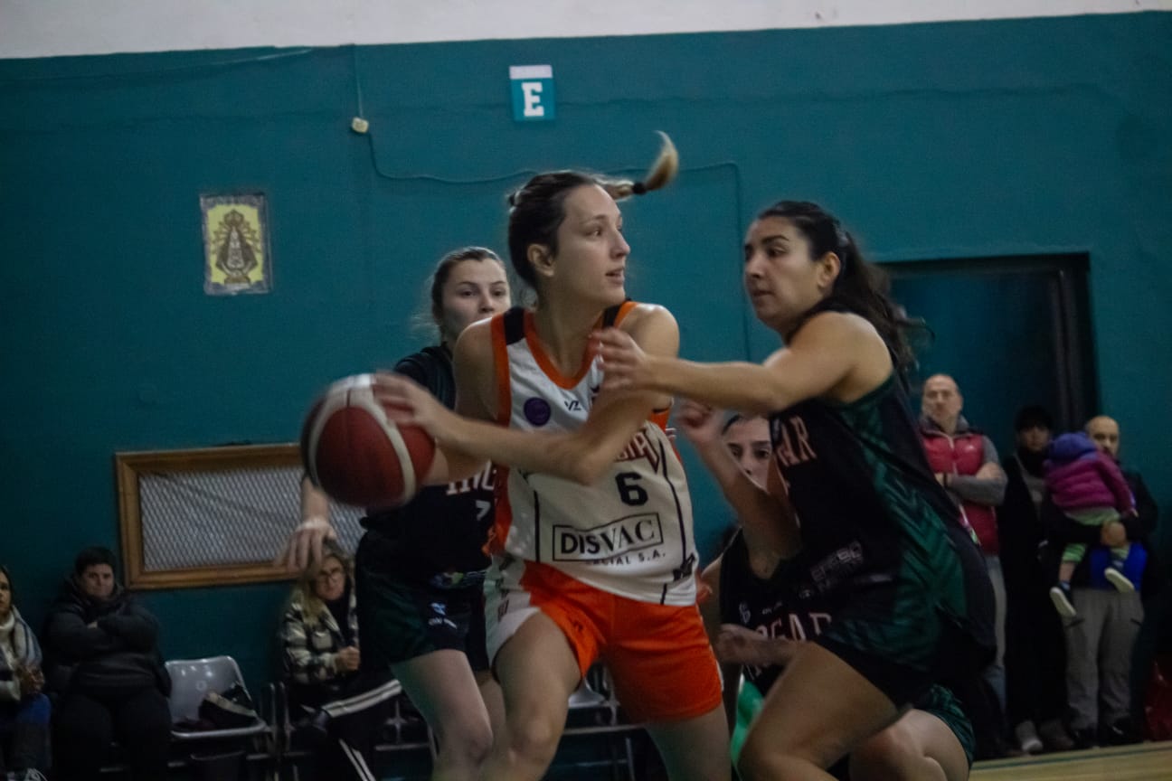 La R golpeó a Hogar Social en el primer juego de la final
