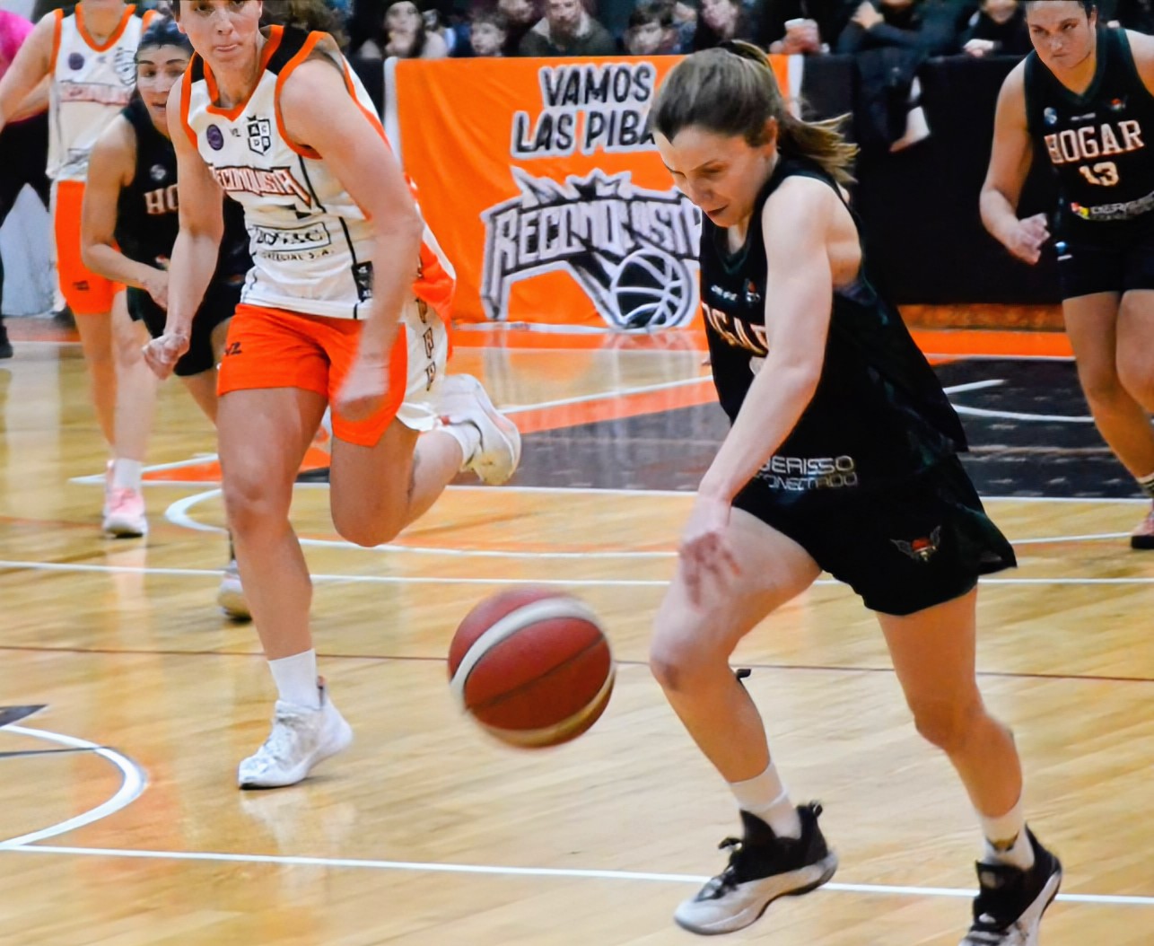 ¡Partido para el infarto! Hogar derrotó a Reconquista de visitante y forzó un tercer juego