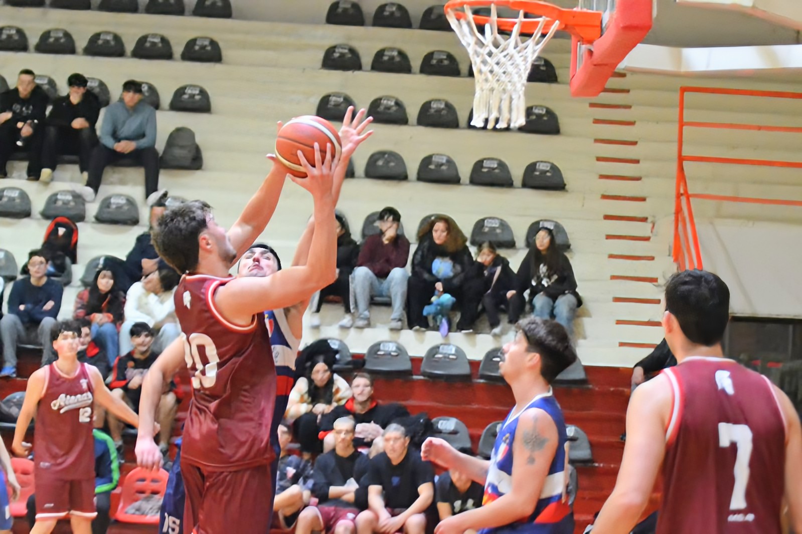 El Beta Griego derrotó a Platense B en su vuelta a la B1