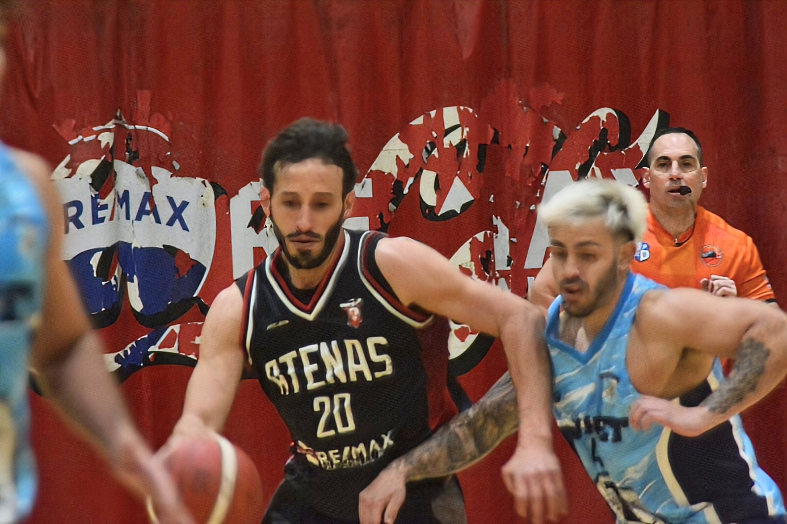 Con el último suspiro, Atenas venció a Gonnet