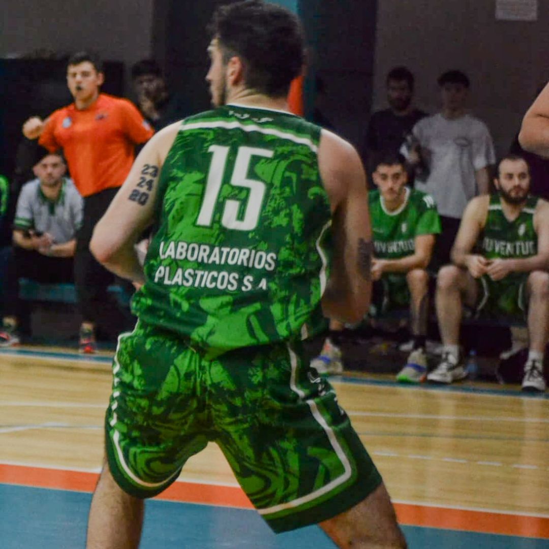 Juventud se llev&oacute; un contundente triunfo ante la UNLP