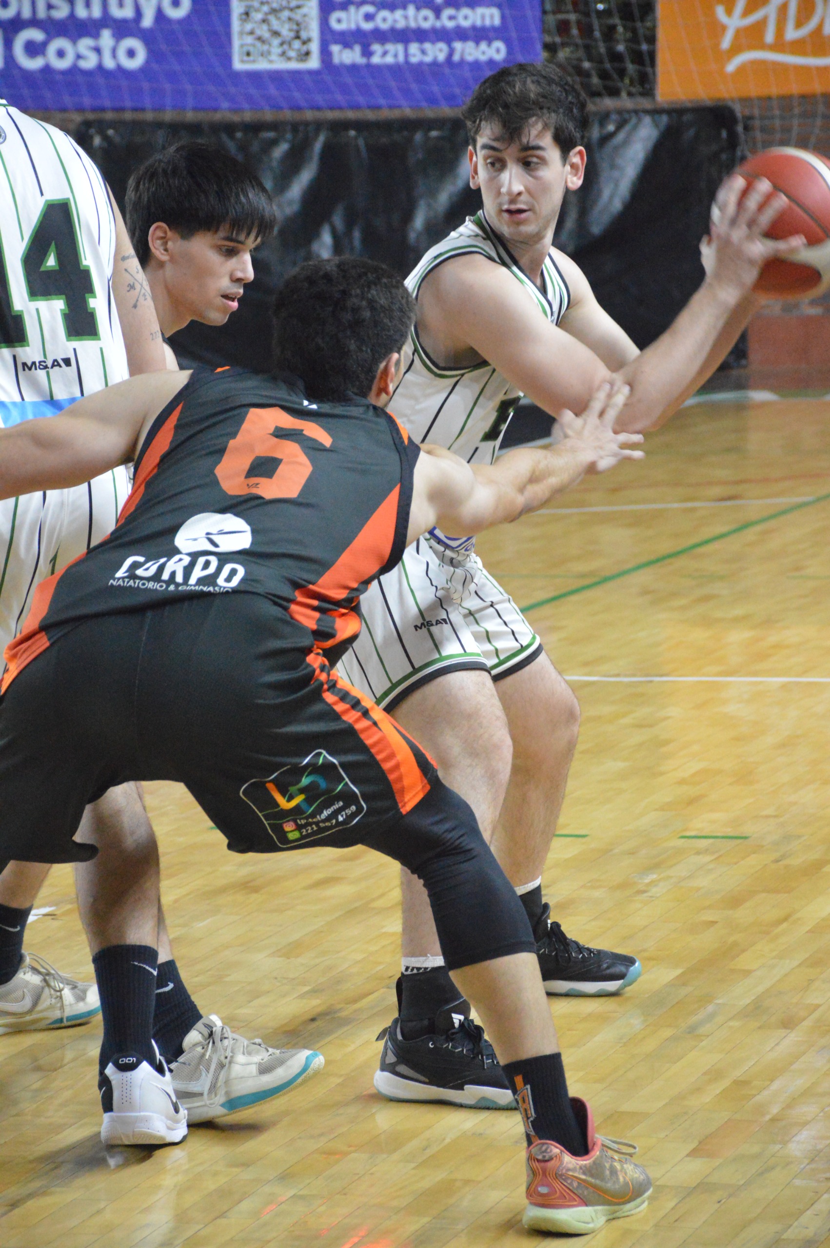 Banco sacó chapa y derrotó a la R