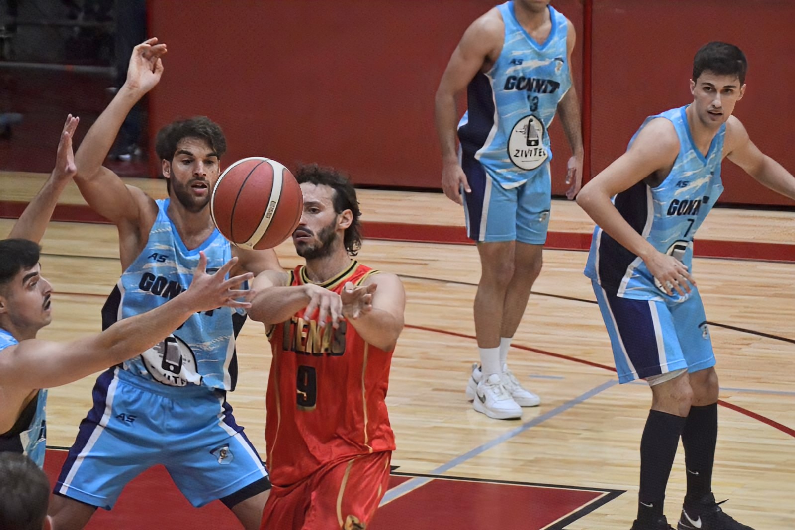 El Griego derrotó a Gonnet en un duelo de alto voltaje