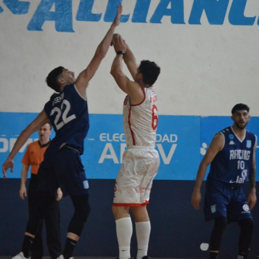 Racing doblegó a Ameghino y se quedó con la victoria