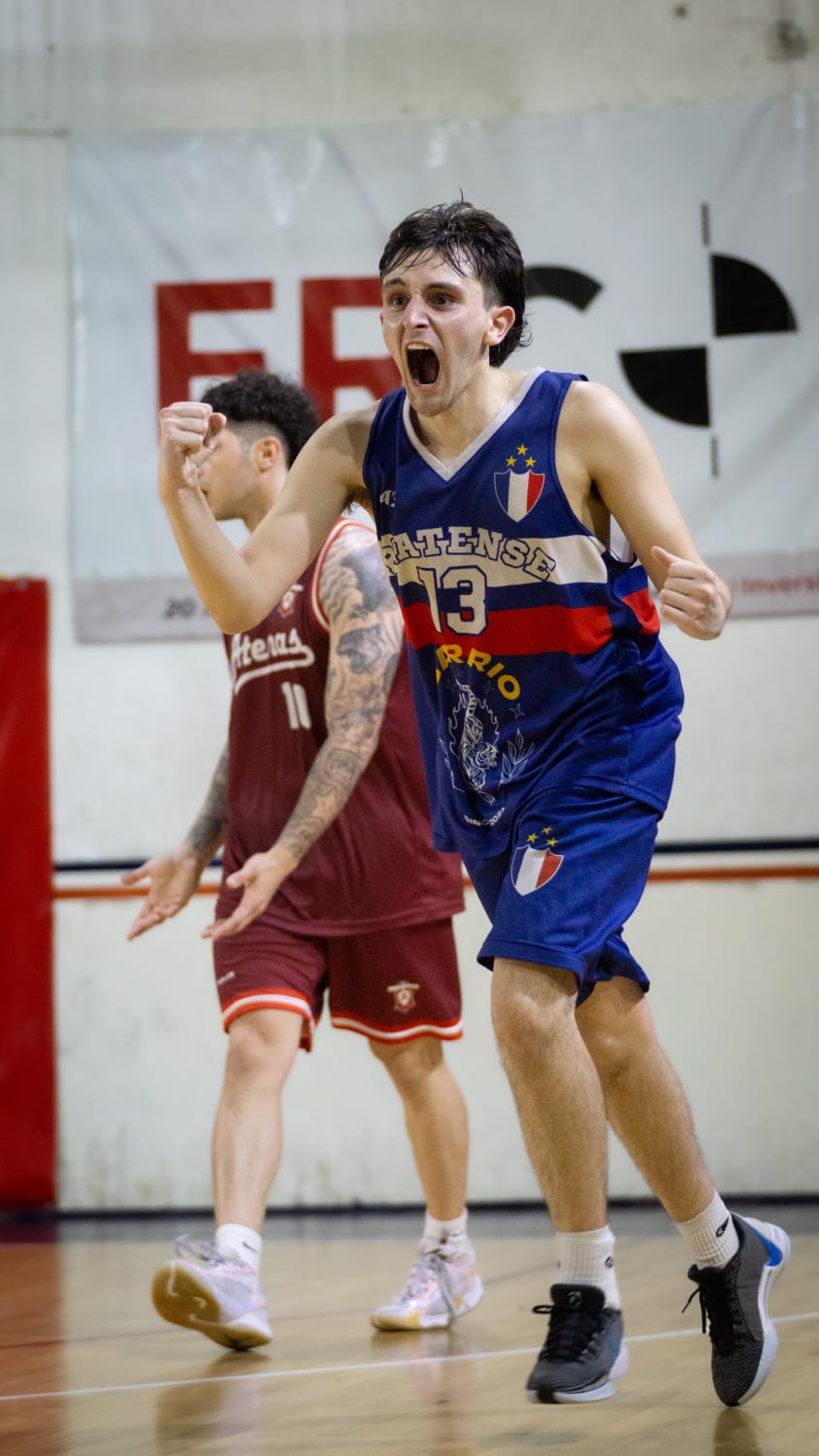 El Tricolor B derrotó al Griego y se quedó con el primer duelo 
