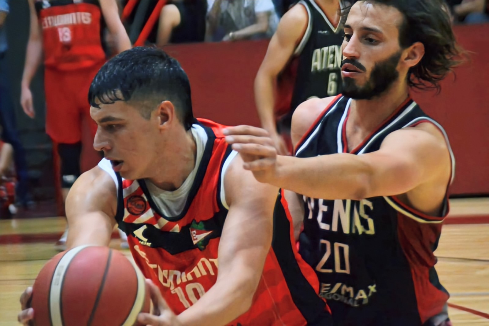 El Le&oacute;n rugi&oacute; en calle 13 y habr&aacute; tercer juego